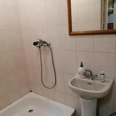 דירה Jomas 75 *